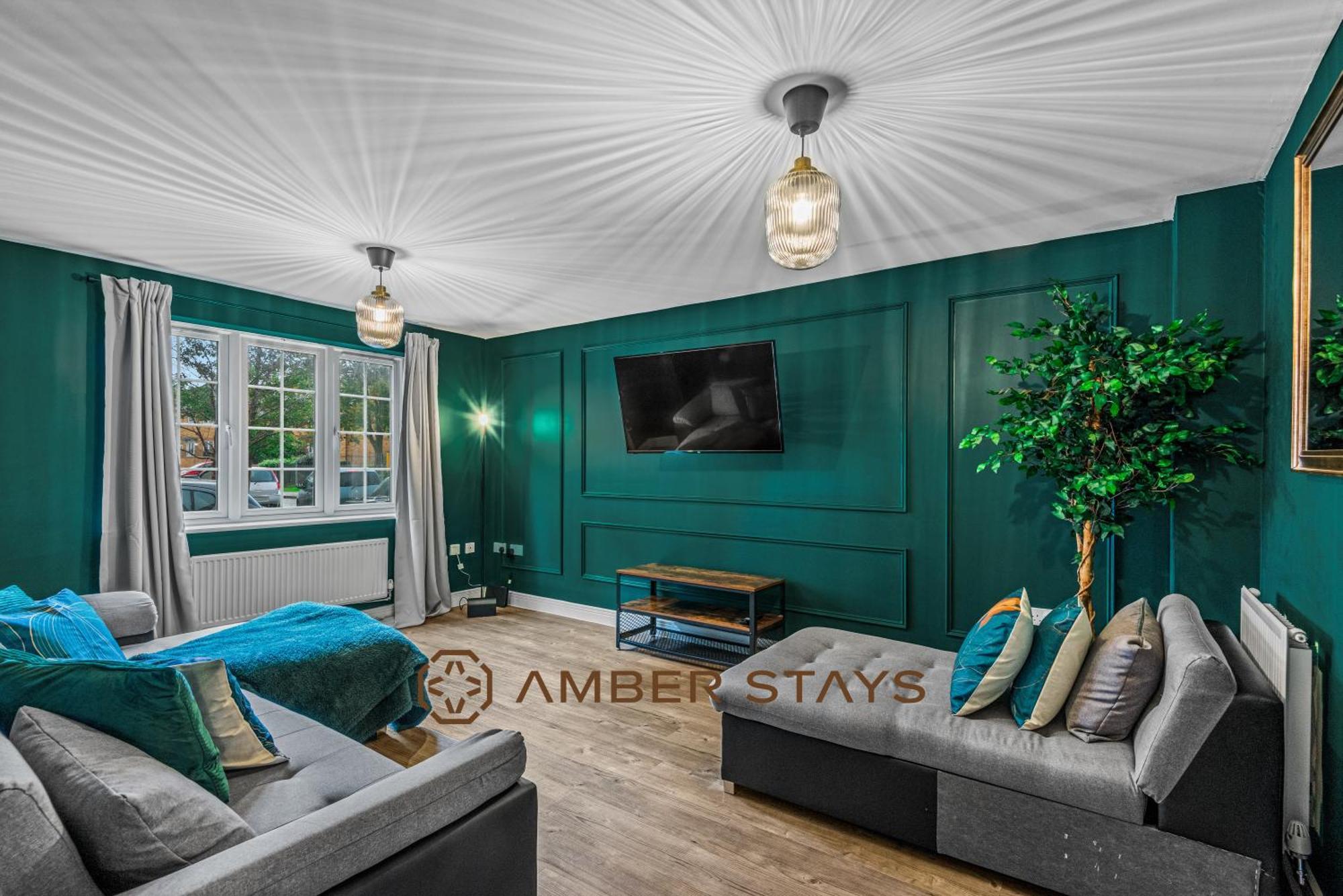 Spacious 5 Bed House In Reading By Amber Stays, Perfect For Business & Contractors, Sleeps 12! Exterior photo